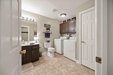 NEW PRICE - MOTIVATED SELLERS - Welcome Home to this stunning - photo 29