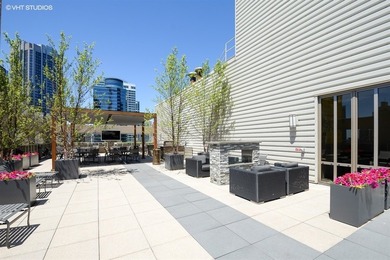 Much coveted rarely available *05* tier with 26' curved wall of - photo 34
