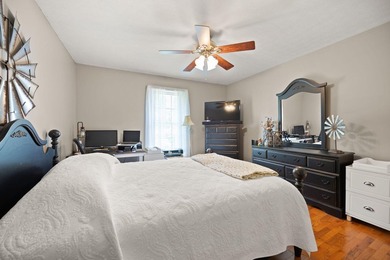NEW PRICE - MOTIVATED SELLERS - Welcome Home to this stunning - photo 50