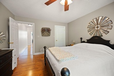NEW PRICE - MOTIVATED SELLERS - Welcome Home to this stunning - photo 51