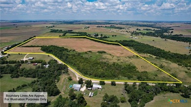(private lake, pond, creek) Acreage For Sale in Holland Texas