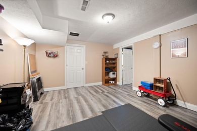NEW PRICE - MOTIVATED SELLERS - Welcome Home to this stunning - photo 60