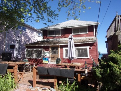 Lake Erie Home For Sale in Erie Pennsylvania