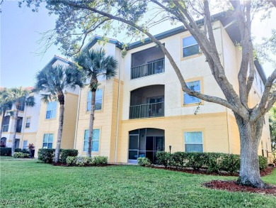 (private lake, pond, creek) Condo Sale Pending in Fort Myers Florida