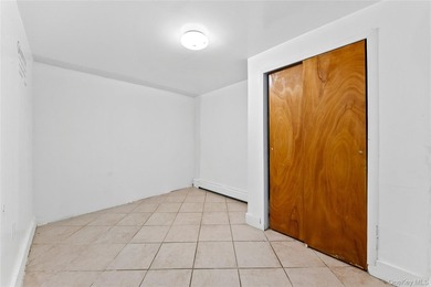 Investment opportunity in the Bronx! This legal 3-family home - photo 26