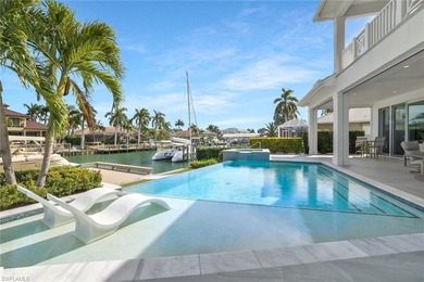 This coastal-inspired estate, built by Braun Builders, offers 5 - photo 30