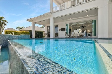 This coastal-inspired estate, built by Braun Builders, offers 5 - photo 32
