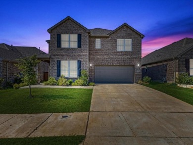 Lake Lewisville Home For Sale in Oak Point Texas