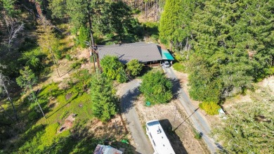 Lake Selmac Home For Sale in Selma Oregon