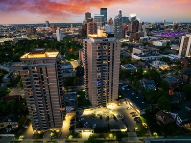 City views, rooftop vibes, and a space that actually lives as - photo 7
