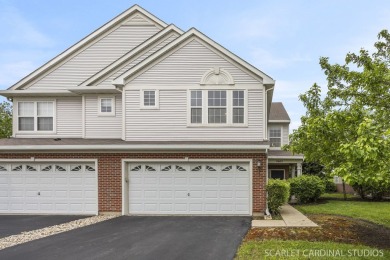 Lake Townhome/Townhouse For Sale in Joliet, Illinois