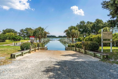 Welcome to Forest Sound, an exclusive waterfront community in - photo 22