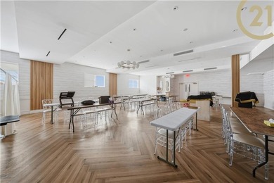 Institutional / Educational Facility - 6,500+ Sq Ft on 40x100 - photo 28