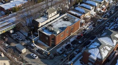 Institutional / Educational Facility - 6,500+ Sq Ft on 40x100 - photo 33