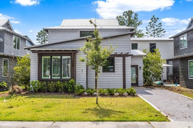 Welcome to 61 Eden's Landing, a charming coastal cottage located - photo 1