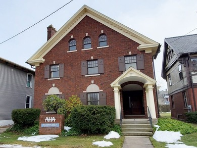 Lake Erie Home For Sale in Erie Pennsylvania