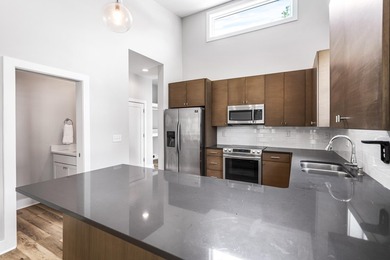 Welcome to 61 Eden's Landing, a charming coastal cottage located - photo 4
