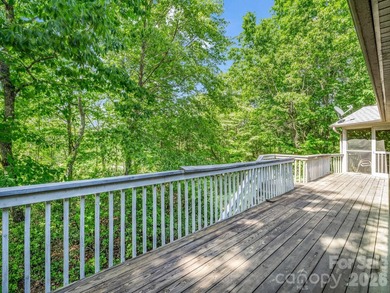 Well maintained ranch home situated on 1/2 wooded lot in the - photo 14