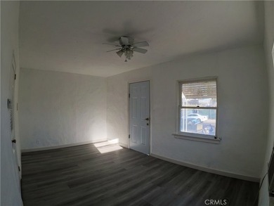 Rare Duplex Opportunity on a Cul-de-Sac A true rare find - a - photo 15