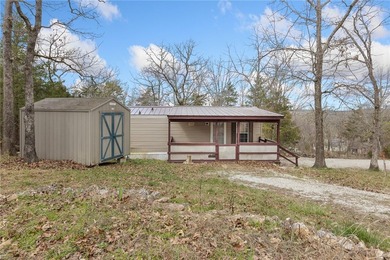 Escape to the lake with this cozy 1 bedroom, 1 bathroom retreat - photo 16
