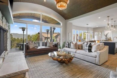 This home is a breathtaking mountain contemporary masterpiece - photo 17