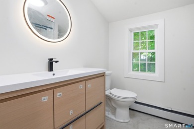 Completely renovated from top to bottom, this stunning 4-bedroom - photo 27