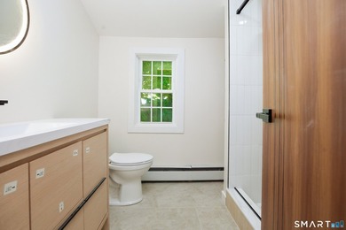 Completely renovated from top to bottom, this stunning 4-bedroom - photo 28