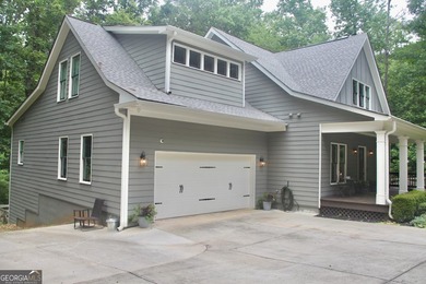 This beautiful home is a hidden gem! After coming through a long - photo 31