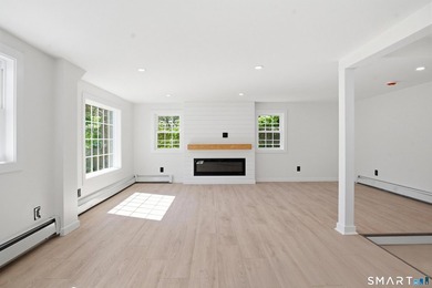 Completely renovated from top to bottom, this stunning 4-bedroom - photo 32