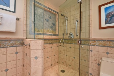 Rarely offered a very desirable inter courtyard location this 2 - photo 32