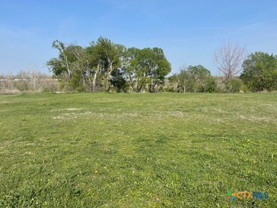 (private lake, pond, creek) Lot For Sale in Waco Texas