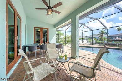 Beautiful 4-bedroom, 2-bathroom waterfront home located in - photo 23
