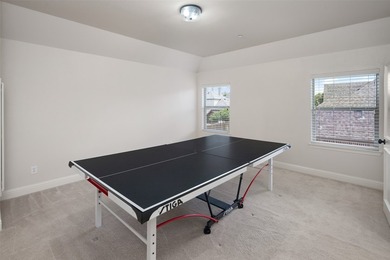 Welcome to this exceptional multigenerational home in the - photo 25
