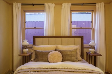 Welcome to 2015 San Francisco Avenue, a truly one-of-a-kind - photo 27