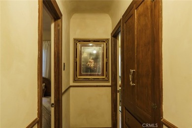 Welcome to 2015 San Francisco Avenue, a truly one-of-a-kind - photo 28