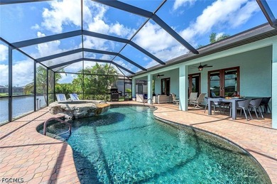 Beautiful 4-bedroom, 2-bathroom waterfront home located in - photo 29