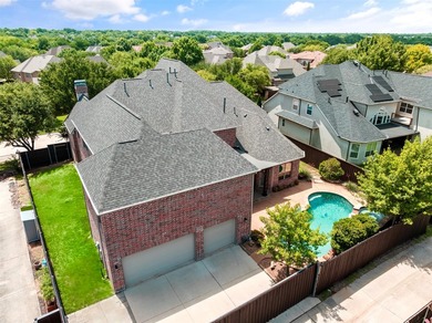 Welcome to this exceptional multigenerational home in the - photo 36