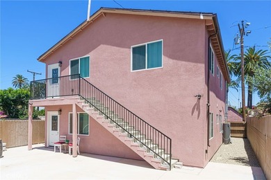 Welcome to 2015 San Francisco Avenue, a truly one-of-a-kind - photo 45