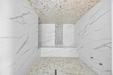 Spectacular luxury apartment located in one of Downtown Miami's