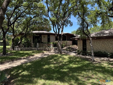 (private lake, pond, creek) Home For Sale in Gatesville Texas