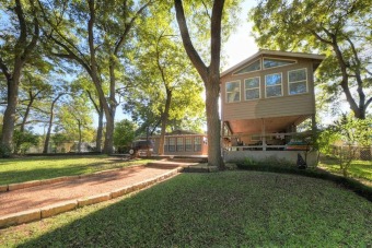 Guadalupe River - Calhoun County Home For Sale in New Braunfels Texas
