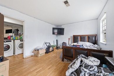 Welcome to this 1-bedroom condo located in the highly desirable - photo 11