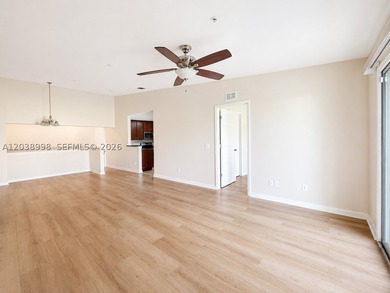 BRIGHT, MODERN & MOVE-IN READY CORNER UNIT IN JAMESON PLACE! - photo 11