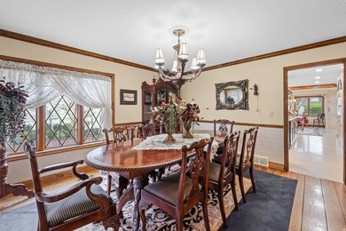 Nestled in the prestigious and highly sought-after Hidden Oaks - photo 14