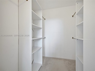 Charming furnished 4th-floor 1 bedroom /2 baths condo with - photo 16