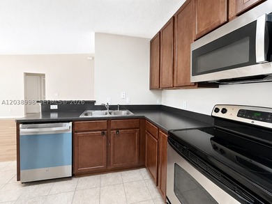 BRIGHT, MODERN & MOVE-IN READY CORNER UNIT IN JAMESON PLACE! - photo 16