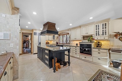 Nestled in the prestigious and highly sought-after Hidden Oaks - photo 19