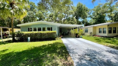 Lake Sunshine Home For Sale in Lady Lake Florida