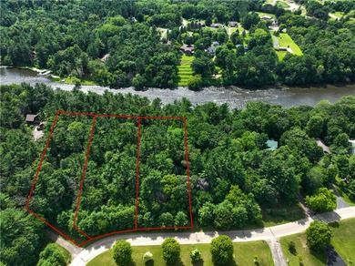 (private lake, pond, creek) Acreage For Sale in Menomonie Wisconsin
