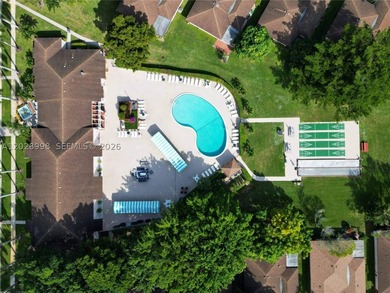 Charming furnished 4th-floor 1 bedroom /2 baths condo with - photo 26